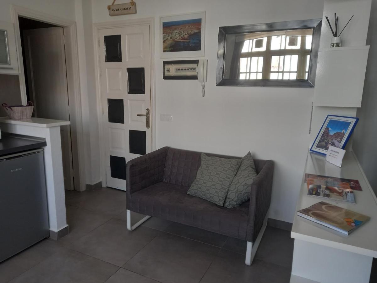 Estudio Coriandolo Wifi Fibra * Corralejo